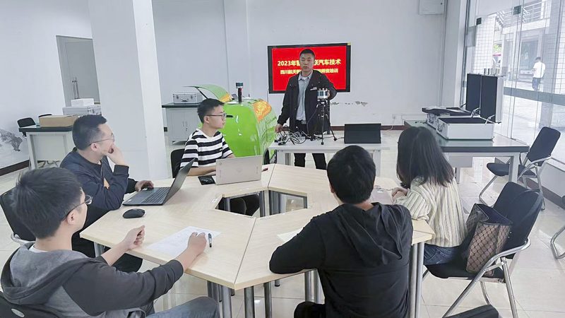 小标题：面试辅导的重要性
